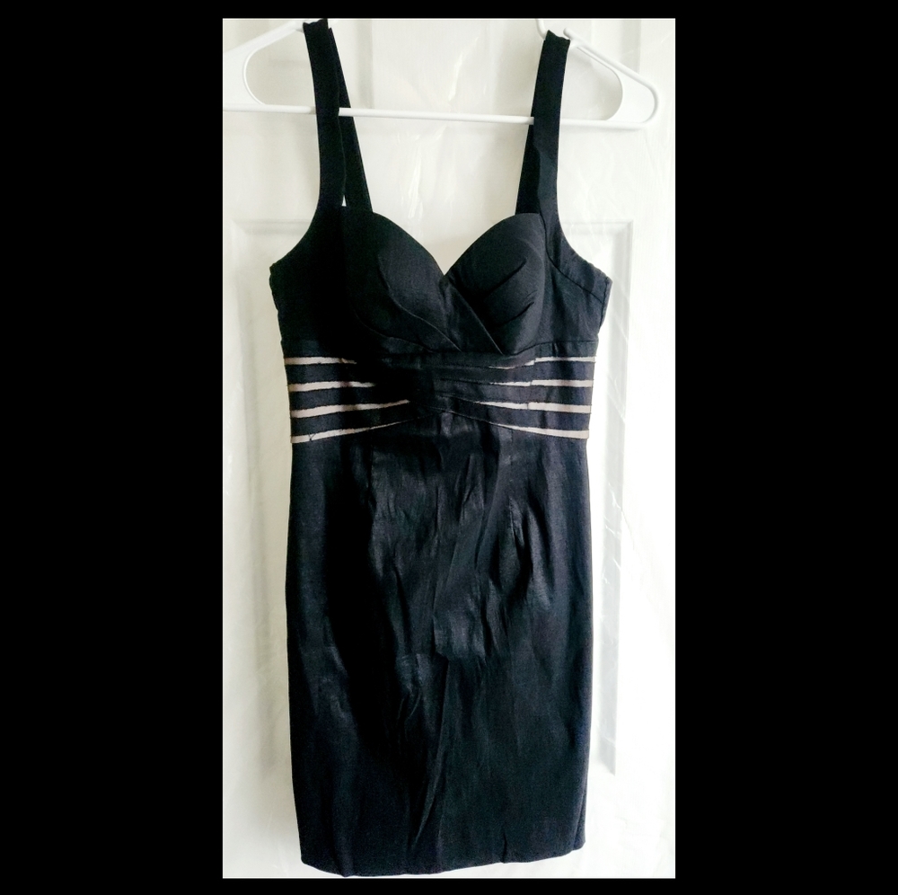 Hailey Lagan black fit & flare dress (with inner lining）Size S
